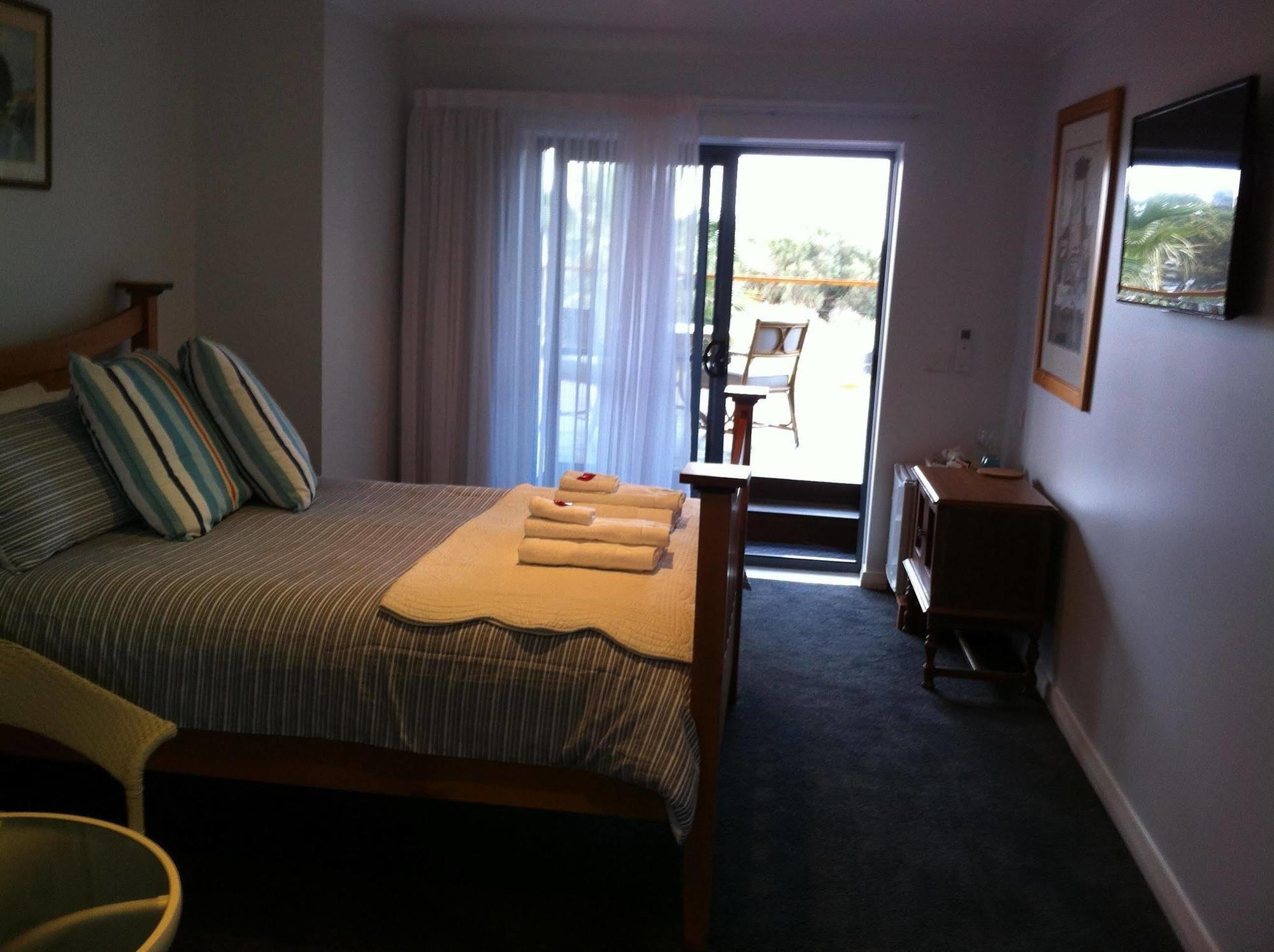 Corinella On The Esplanade Bed & Breakfast Εξωτερικό φωτογραφία